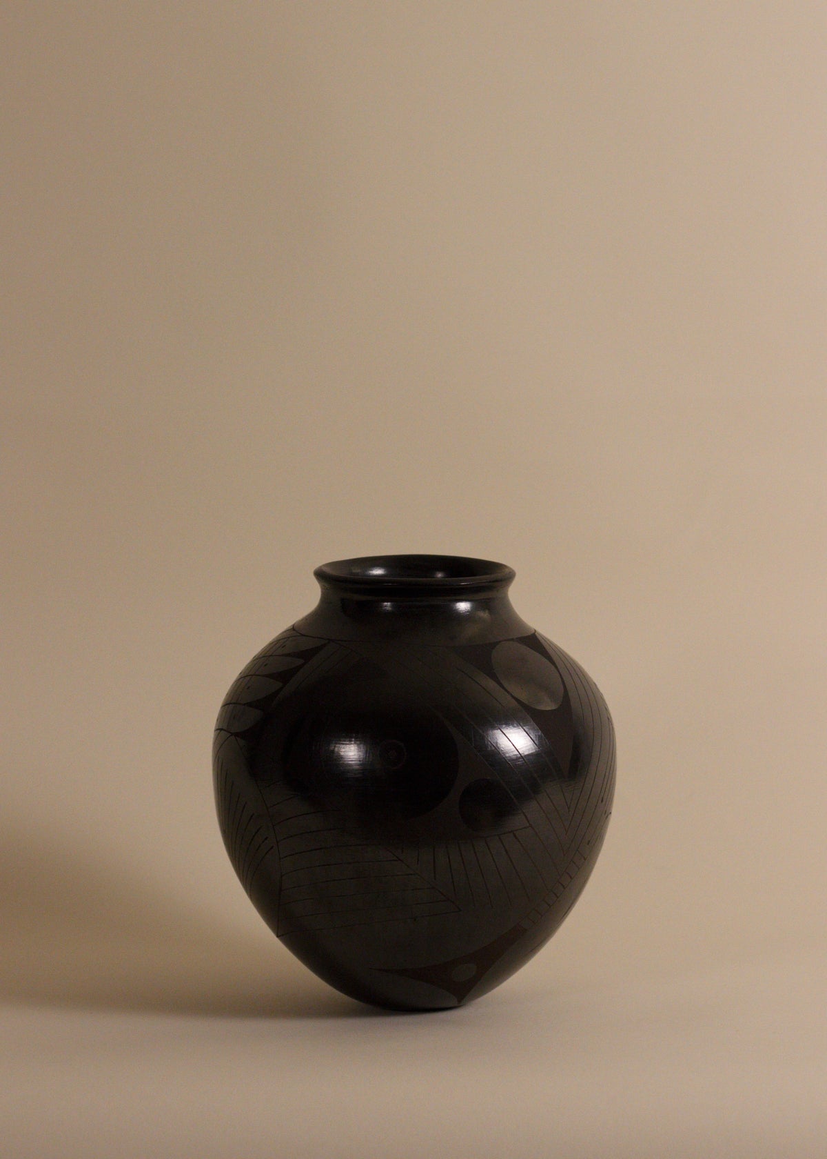 Mata Ortiz Blackware Vase by Esperanza Tena